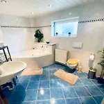 Kapitaens Hus 1- Nur 550m Zum Strand, Mit Infrarotsauna, Grosser Garten, Kamin, Whirlpool Nyaraló