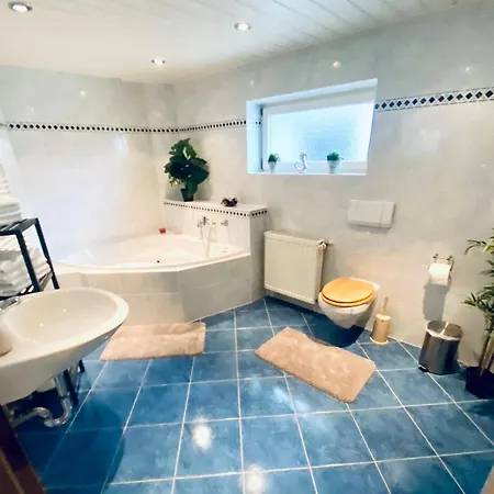 Kapitaens Hus 1- Nur 550m Zum Strand, Mit Infrarotsauna, Grosser Garten, Kamin, Whirlpool Prázdninový dům