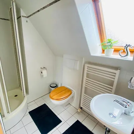 Prázdninový dům Kapitaens Hus 1- Nur 550m Zum Strand, Mit Infrarotsauna, Grosser Garten, Kamin, Whirlpool