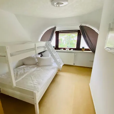 Kapitaens Hus 1- Nur 550m Zum Strand, Mit Infrarotsauna, Grosser Garten, Kamin, Whirlpool * Graal-Mueritz