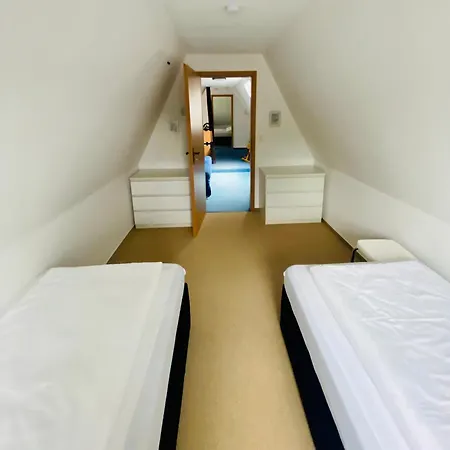 Kapitaens Hus 1- Nur 550m Zum Strand, Mit Infrarotsauna, Grosser Garten, Kamin, Whirlpool * Graal-Mueritz