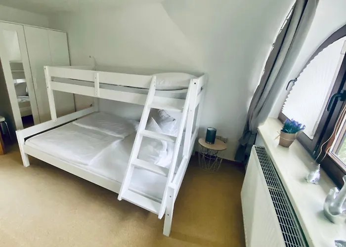 Kapitaens Hus 1- Nur 550m Zum Strand, Mit Infrarotsauna, Grosser Garten, Kamin, Whirlpool 度假居